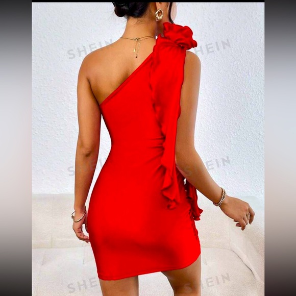 NWOTr🌹Women’s Sexy Red Mini BodyCon Dress-Rose & Ruffles on my arm Size S - Picture 3 of 5